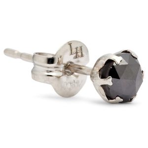 LION HEART プラチナブラックダイヤ(片耳用シングルピアス)